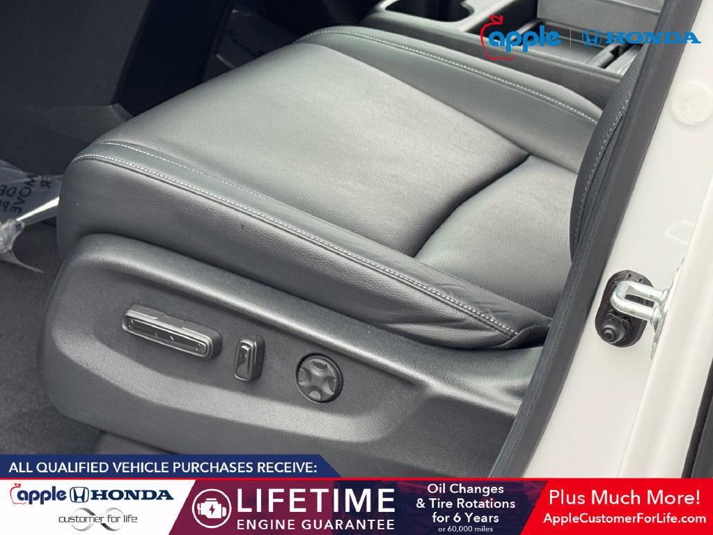 Used 2024 Honda Odyssey Touring image 8
