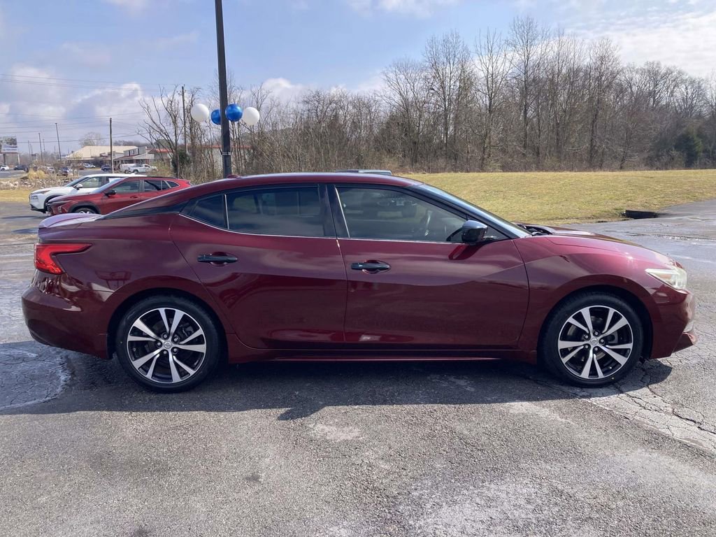 Used 2018 Nissan Maxima 3.5 S image 2
