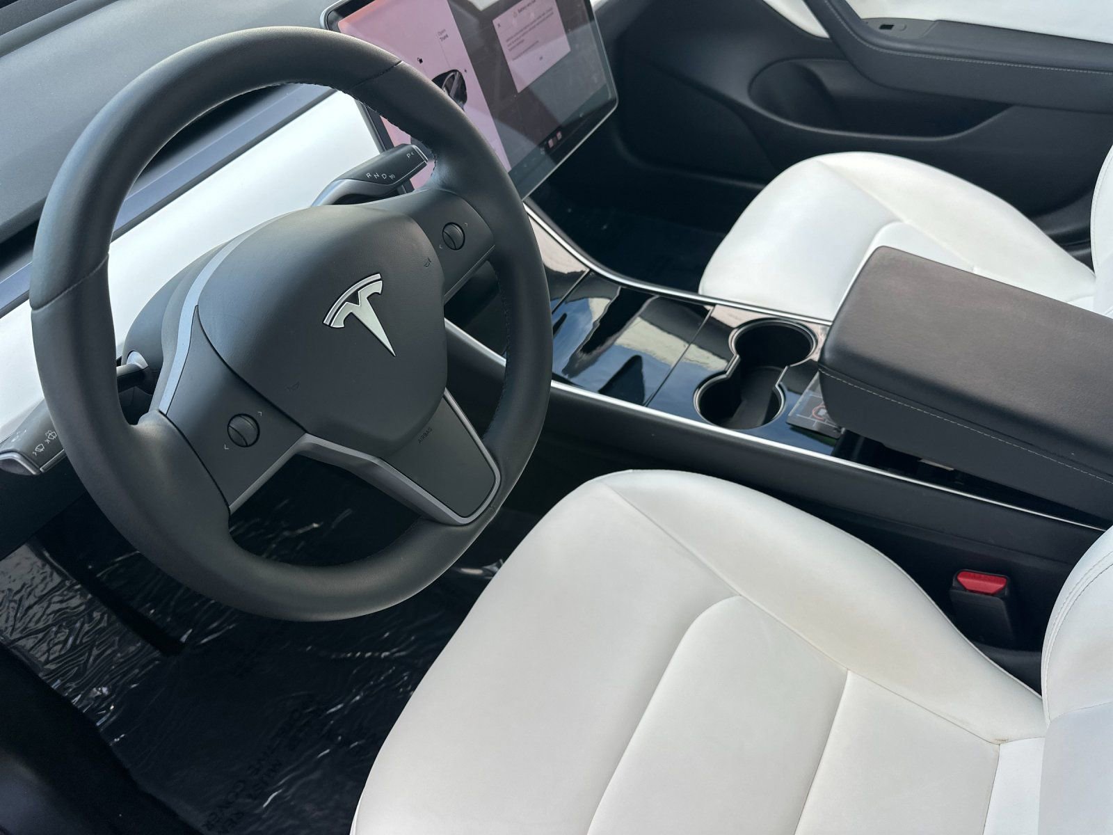 Used 2020 Tesla Model 3 Standard Range Plus RWD image 10