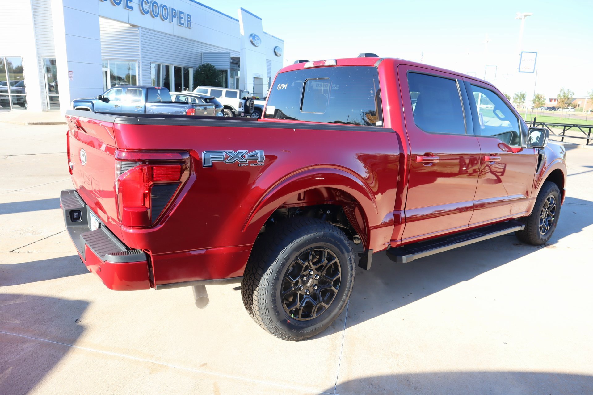 New 2025 Ford F150 XLT w/ Equipment Group 302A MID image 22