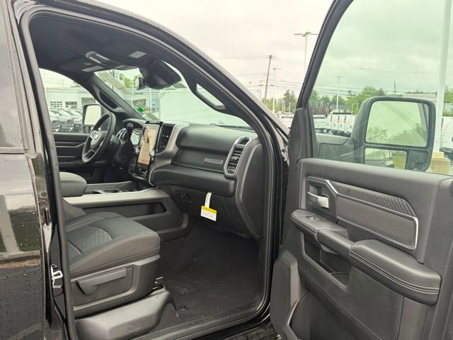 New 2026 RAM 2500 Big Horn AWD/4WD image 28