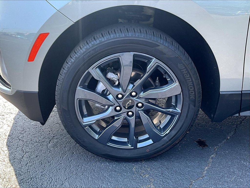 Used 2024 Chevrolet Equinox RS AWD/4WD image 7