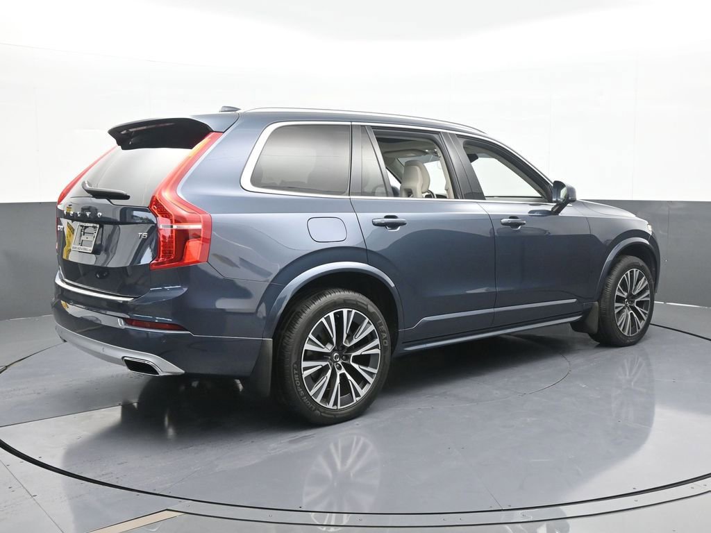 Used 2020 Volvo XC90 T5 Momentum w/ Protection Package image 6