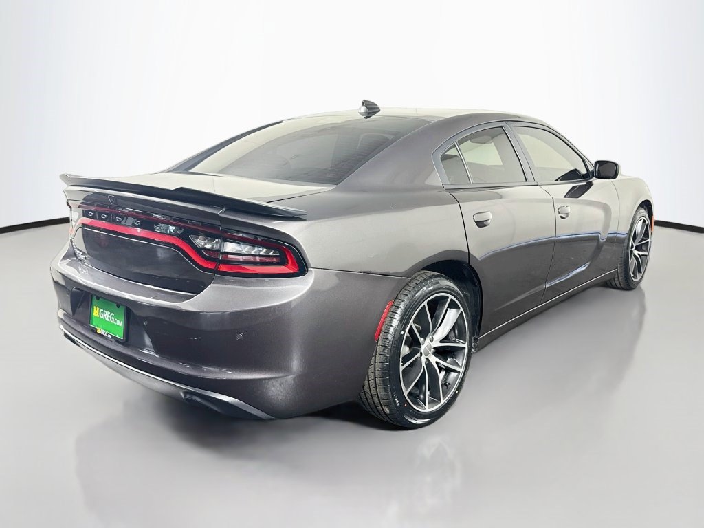 Used 2023 Dodge Charger SXT w/ Blacktop Package RWD image 10
