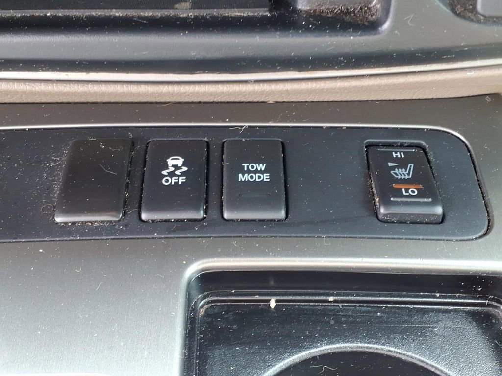 Used 2015 Nissan Armada SL AWD/4WD image 13