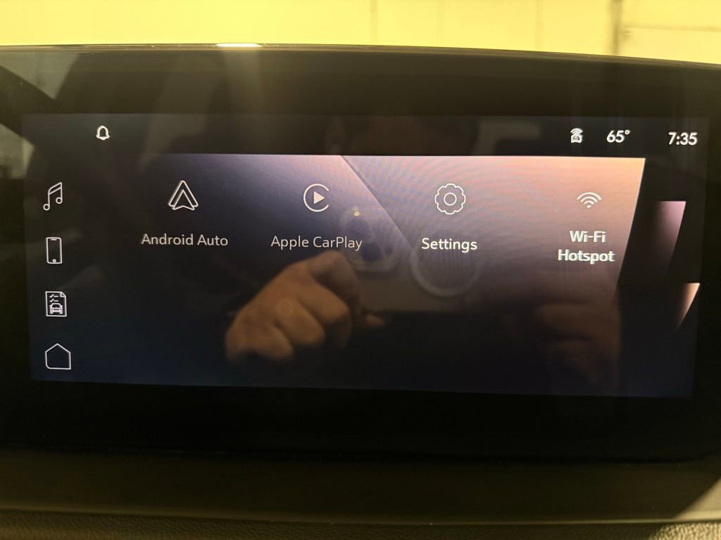 Used 2024 Buick Encore GX Sport Touring image 21