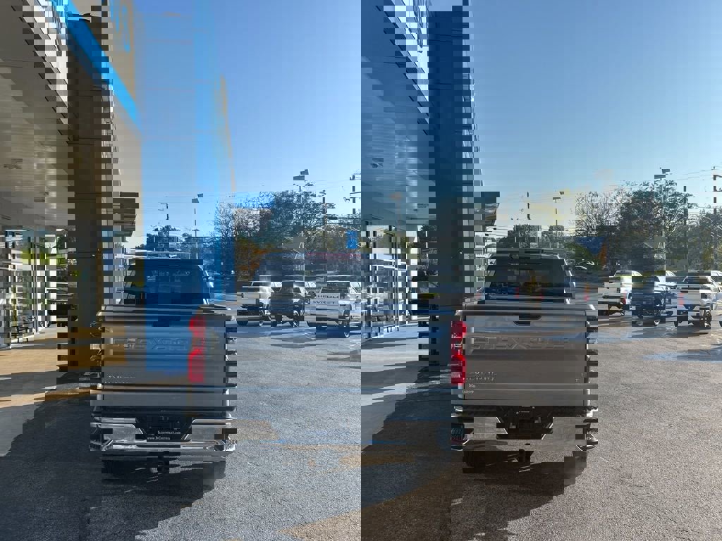 New 2026 Chevrolet Silverado 1500 LT w/ Leather Package image 4