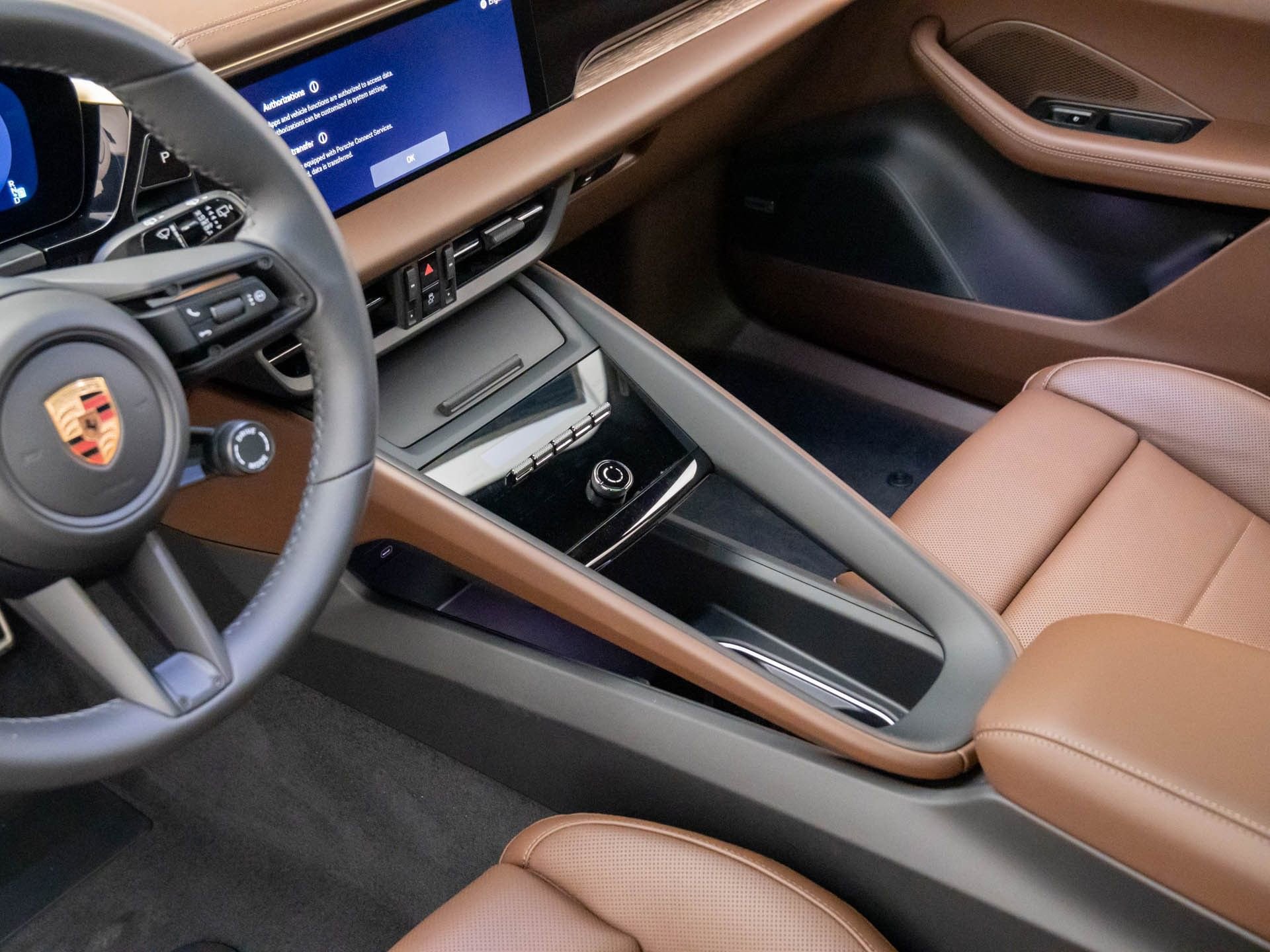 New 2025 Porsche Macan 4S Electric image 13