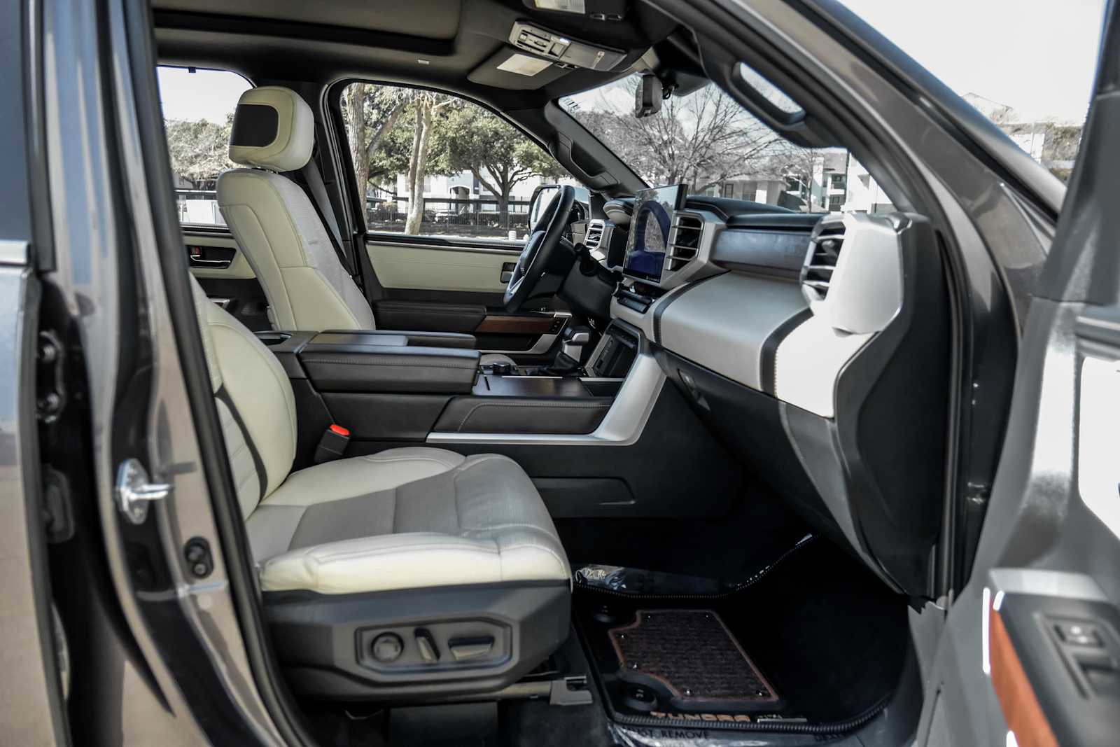 Used 2024 Toyota Tundra 1794 Edition image 35