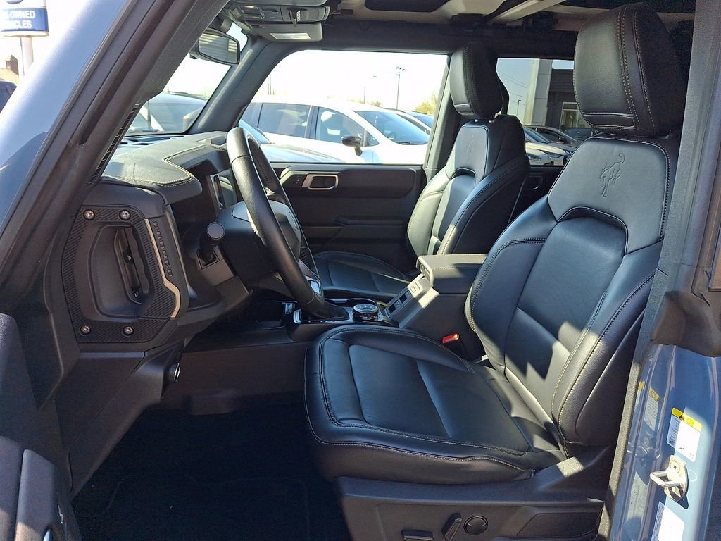 Used 2025 Ford Bronco Badlands AWD/4WD image 14