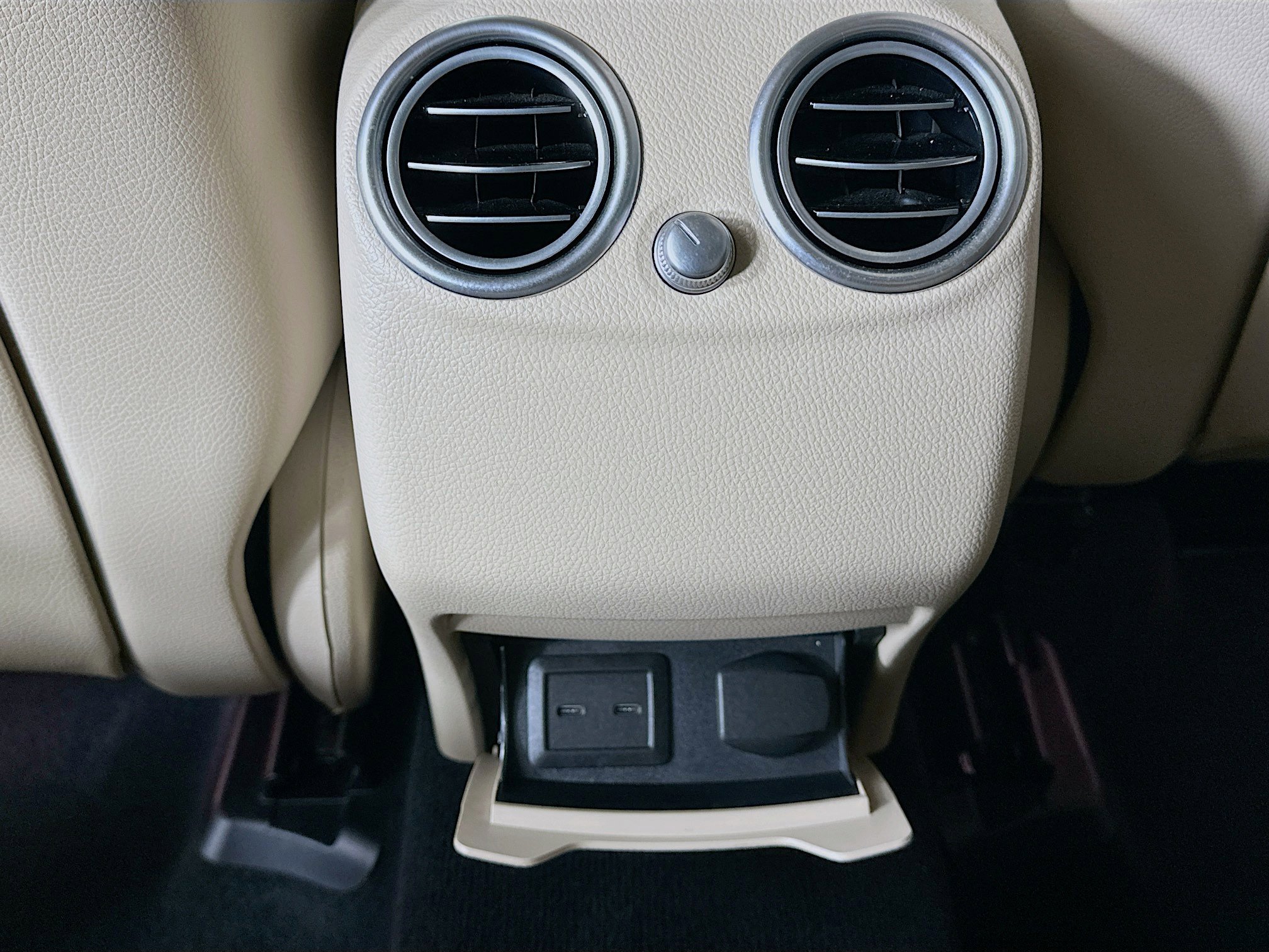 Certified 2022 Mercedes-Benz GLC 300 4MATIC w/ Multimedia Package Lite image 33