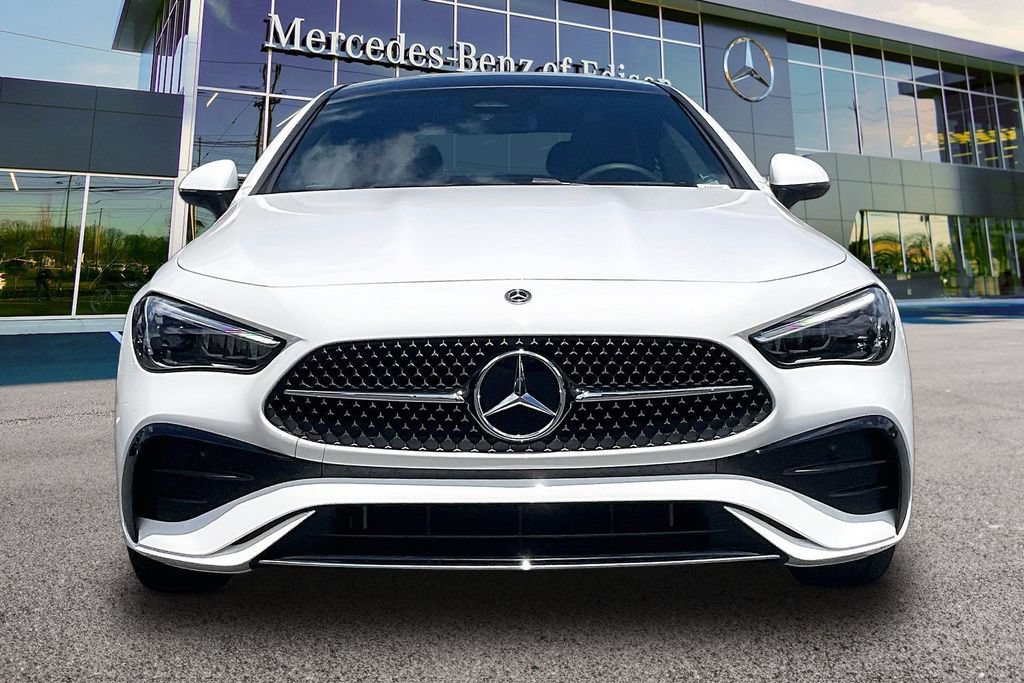 Certified 2024 Mercedes-Benz CLE 450 4MATIC Coupe image 3