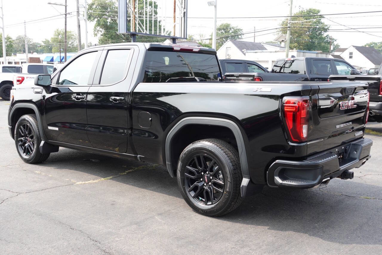 Used 2022 GMC Sierra 1500 Elevation w/ X31 Off-Road Package AWD/4WD image 2