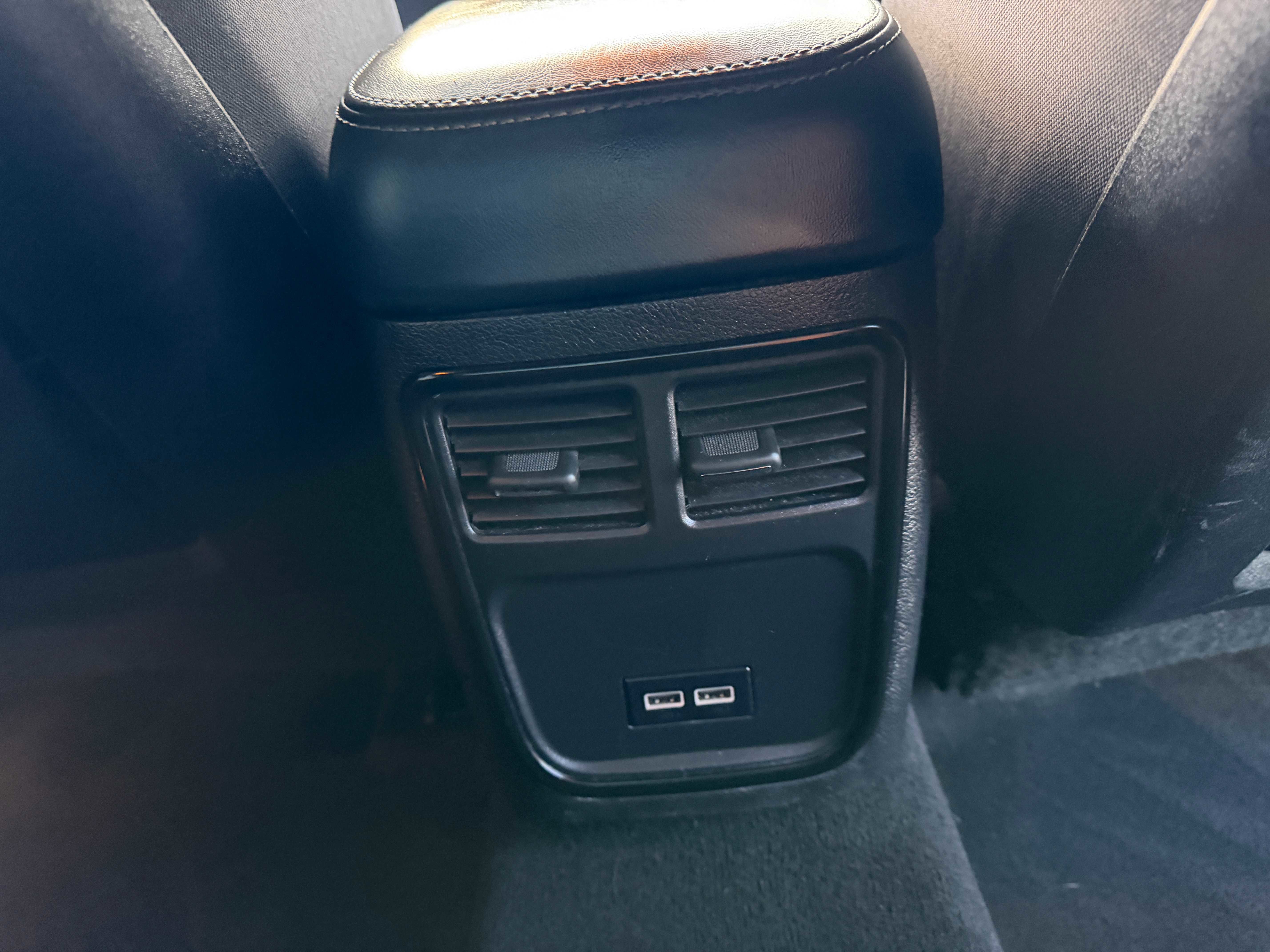 Used 2021 Dodge Charger GT w/ Blacktop Package image 12