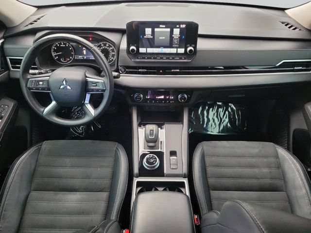 Used 2022 Mitsubishi Outlander SE FWD image 13