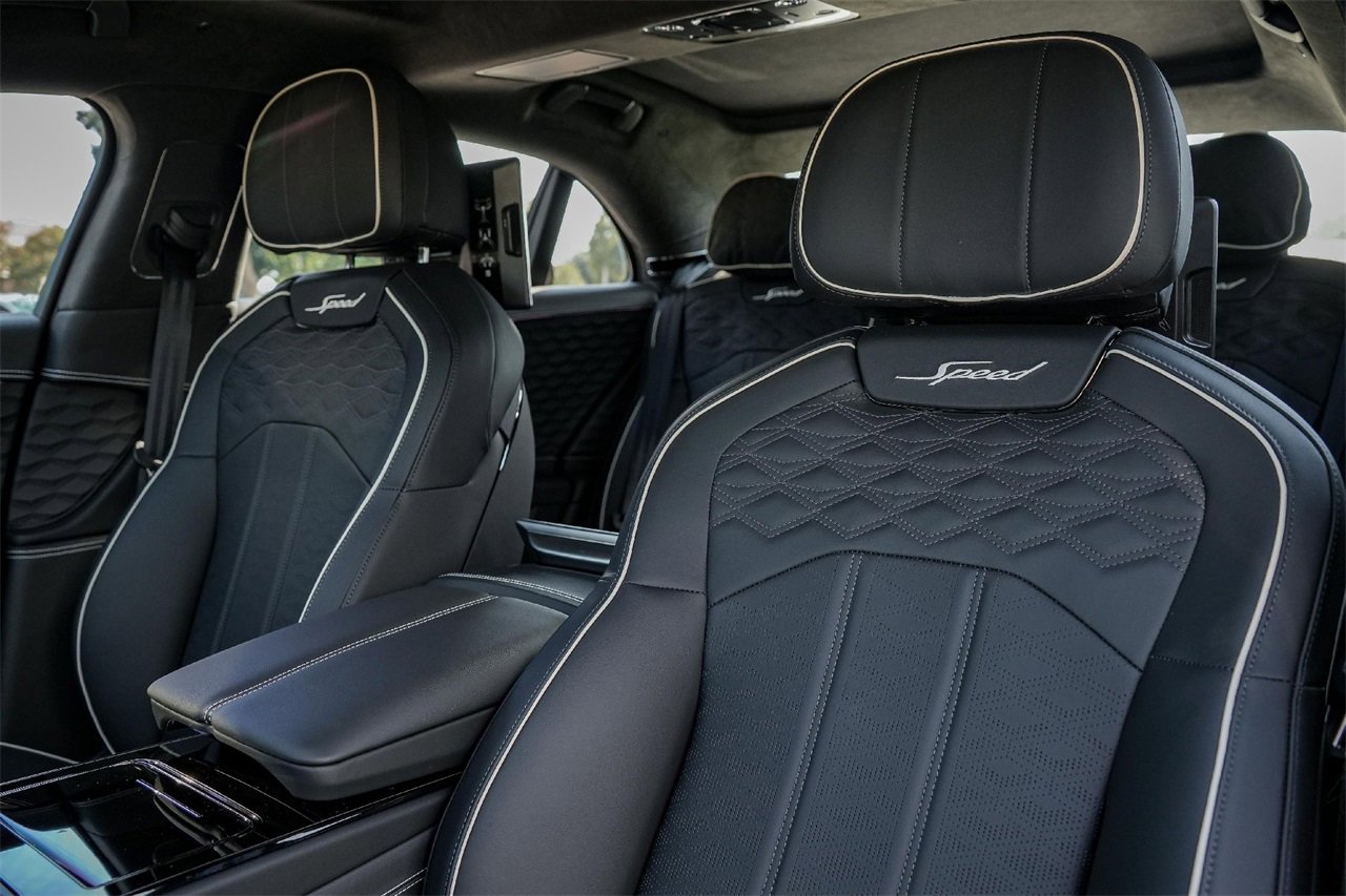 New 2025 Bentley Flying Spur Plug-In Hybrid image 20