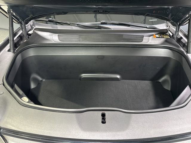 Used 2023 Rivian R1S Adventure AWD/4WD image 11