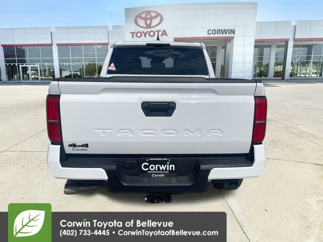 Certified 2025 Toyota Tacoma TRD Off-Road AWD/4WD image 4