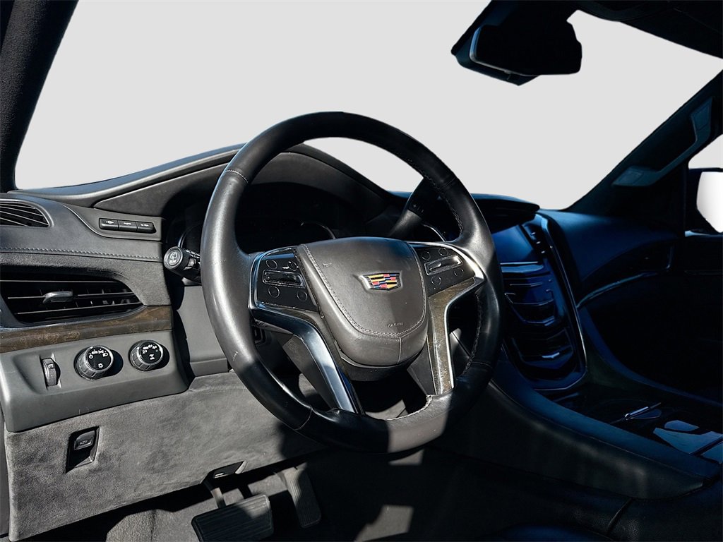 Used 2018 Cadillac Escalade ESV Platinum image 10
