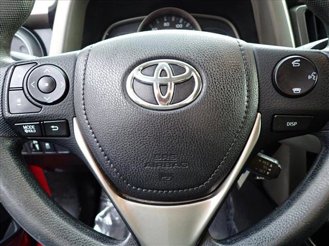 Used 2015 Toyota RAV4 LE image 15