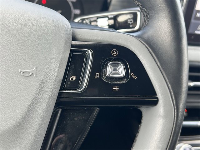 Used 2020 Lincoln Corsair Reserve w/ Equipment Group 201A image 22