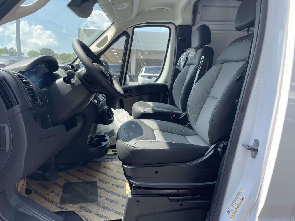 New 2026 RAM ProMaster 3500 w/ Convenience Group FWD image 24