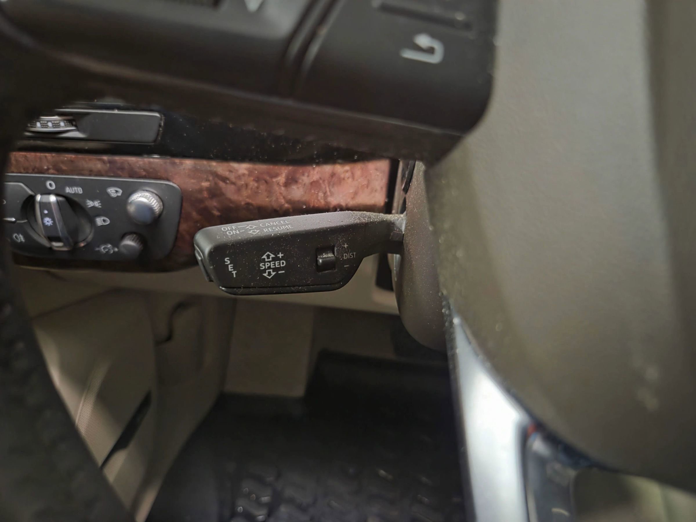 Used 2018 Audi Q7 3.0T Prestige image 26