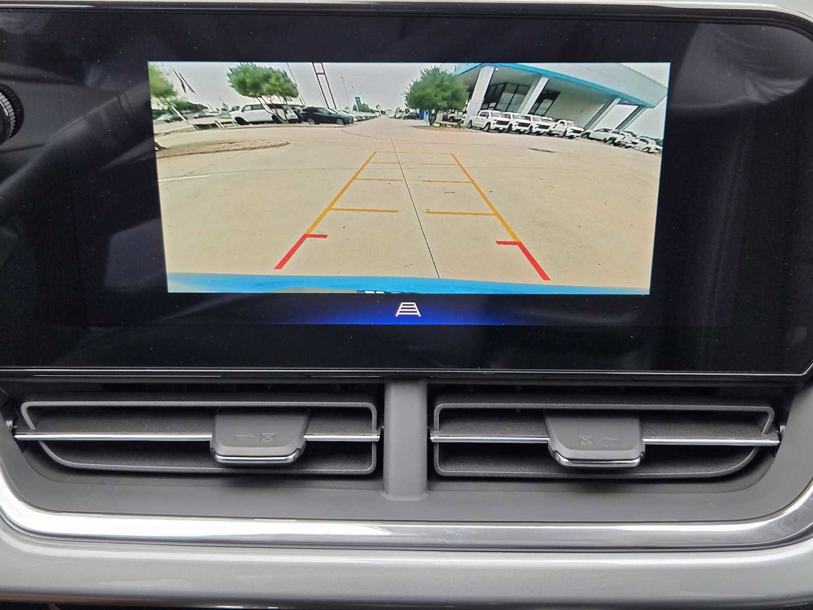 New 2025 Chevrolet Trax LT w/ Driver Confidence Package image 13