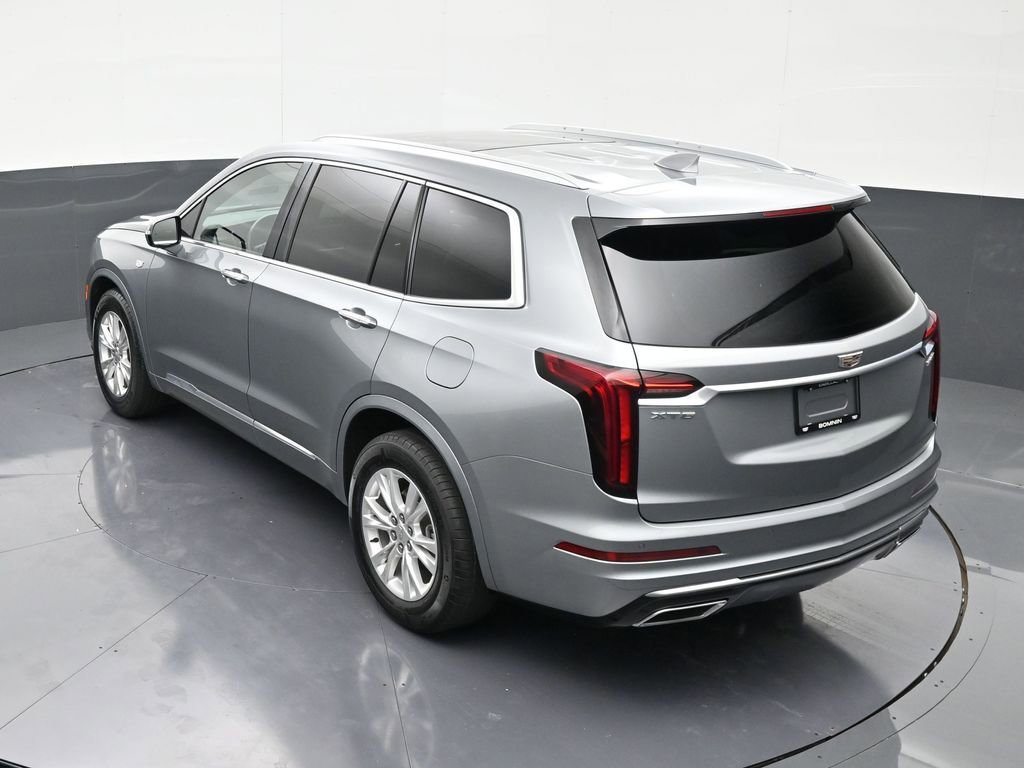 Certified 2023 Cadillac XT6 Luxury FWD image 11