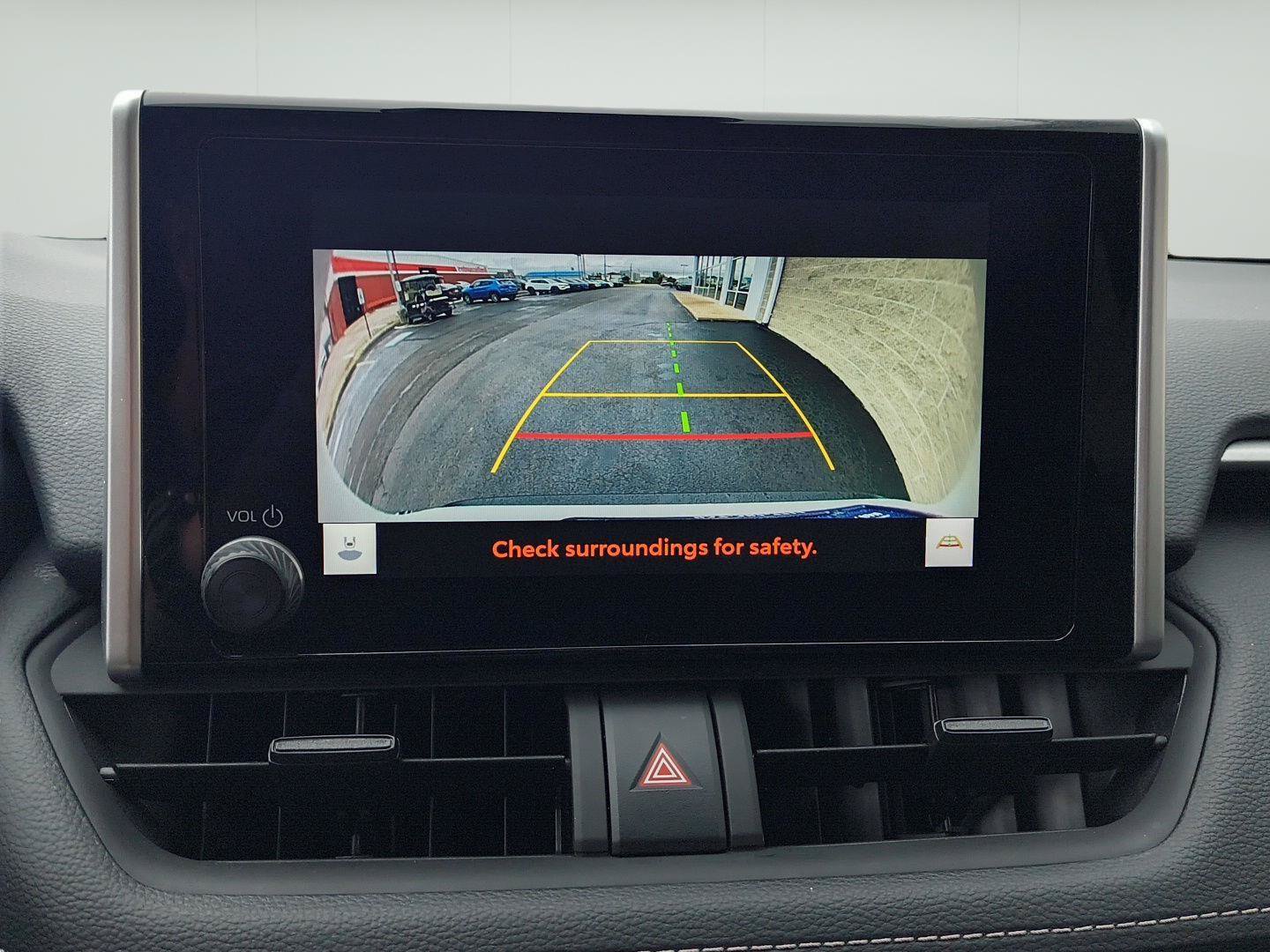 Used 2025 Toyota RAV4 XLE AWD/4WD image 14