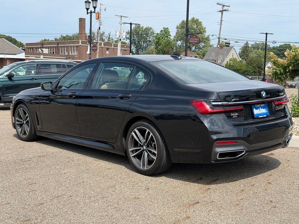 Used 2021 BMW 740i xDrive w/ M Sport Package AWD/4WD image 3