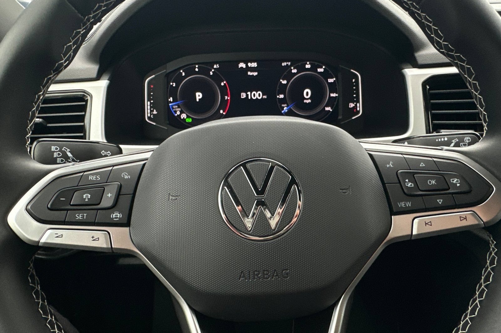Certified 2023 Volkswagen Atlas Cross Sport SE FWD image 22