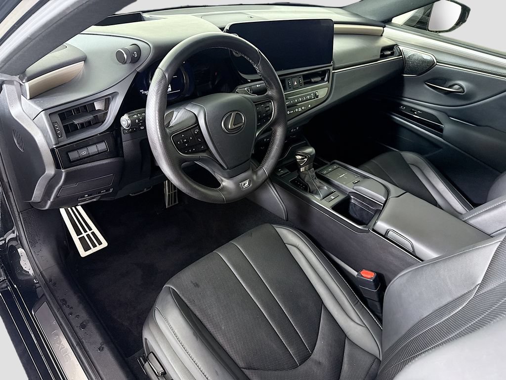 Used 2022 Lexus ES 350 F Sport w/ Accessory Package FWD image 9