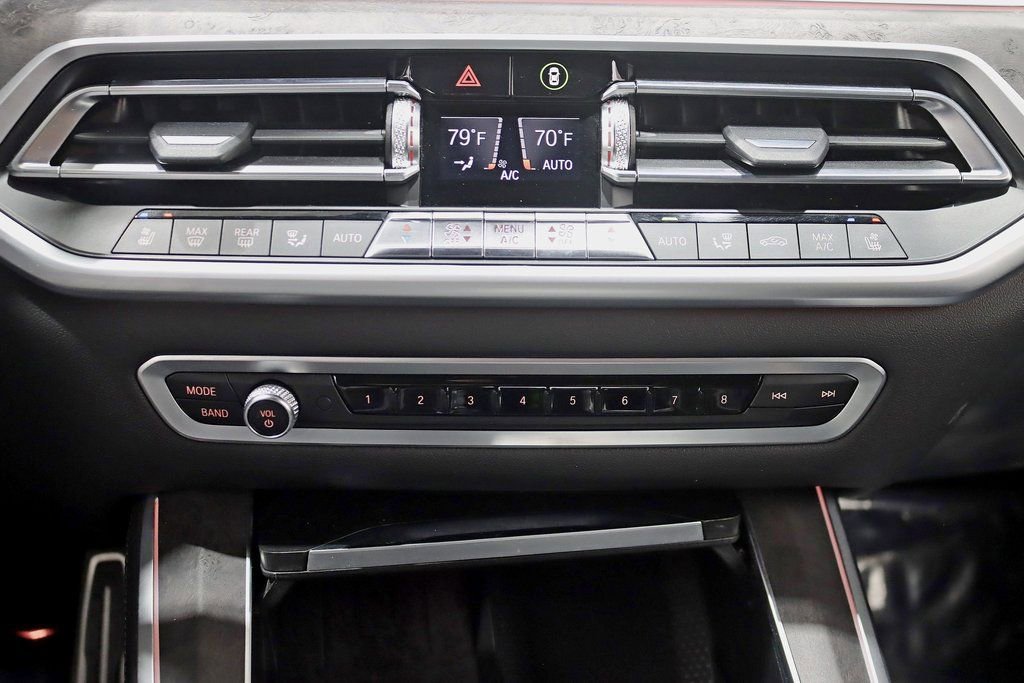 Used 2022 BMW X5 xDrive40i w/ M Sport Package image 28