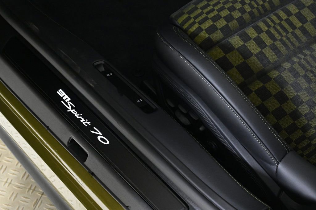 Used 2026 Porsche 911 Carrera 4 GTS image 26