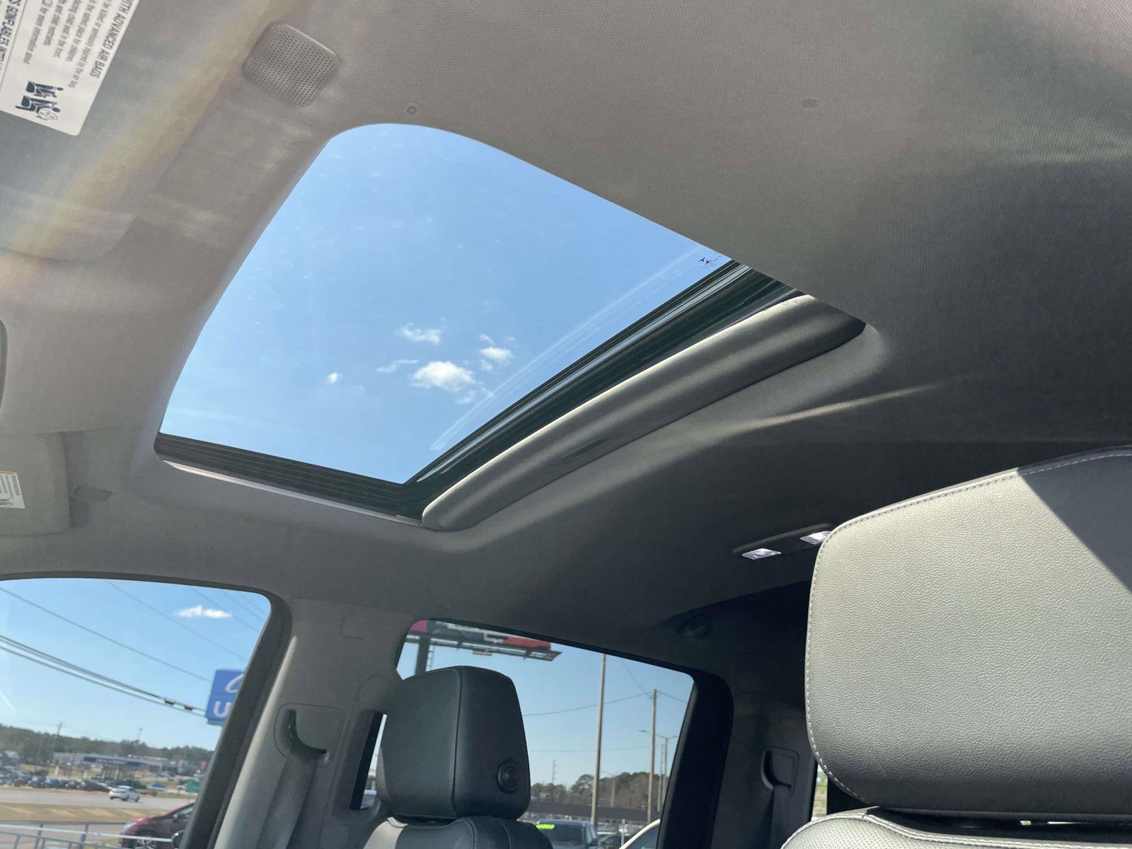 Used 2019 GMC Sierra 1500 SLT w/ SLT Premium Plus Package image 13