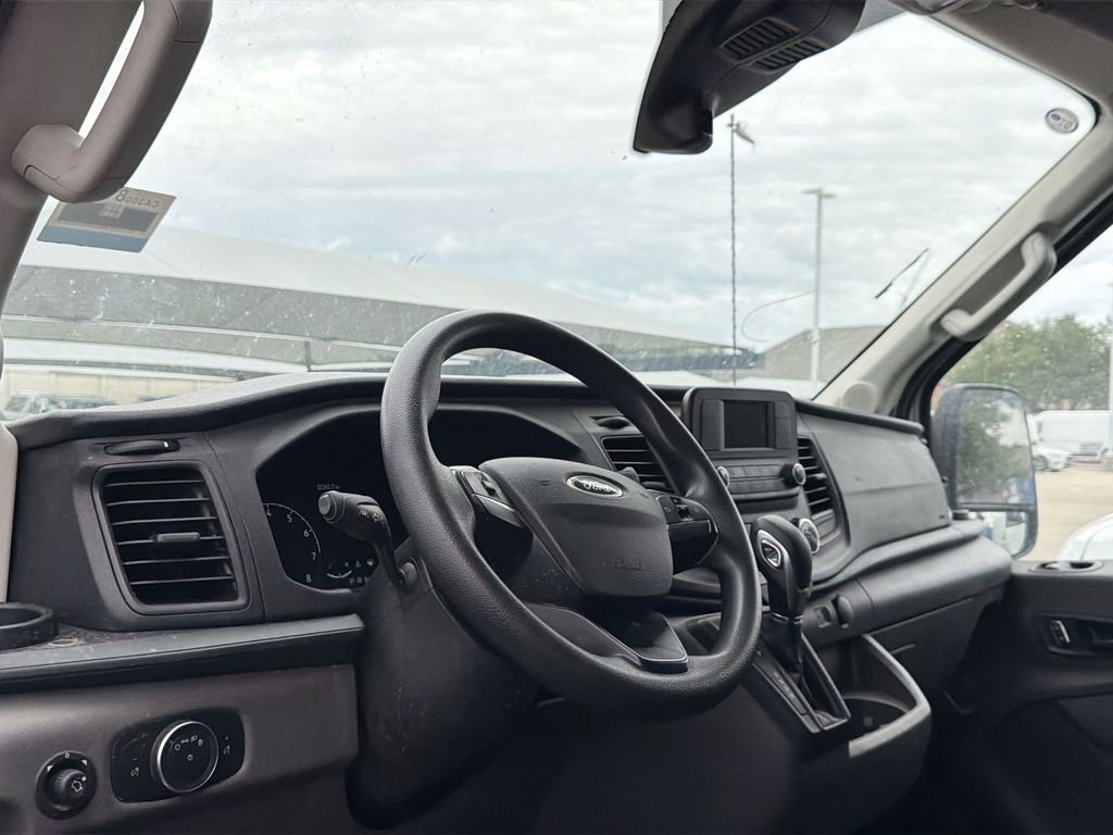 Used 2023 Ford Transit 250 Medium Roof AWD w/ Load Area Protection Package image 7