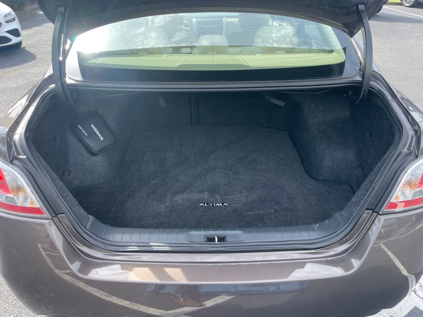 Used 2015 Nissan Altima 2.5 S w/ Sport Value Package FWD image 20