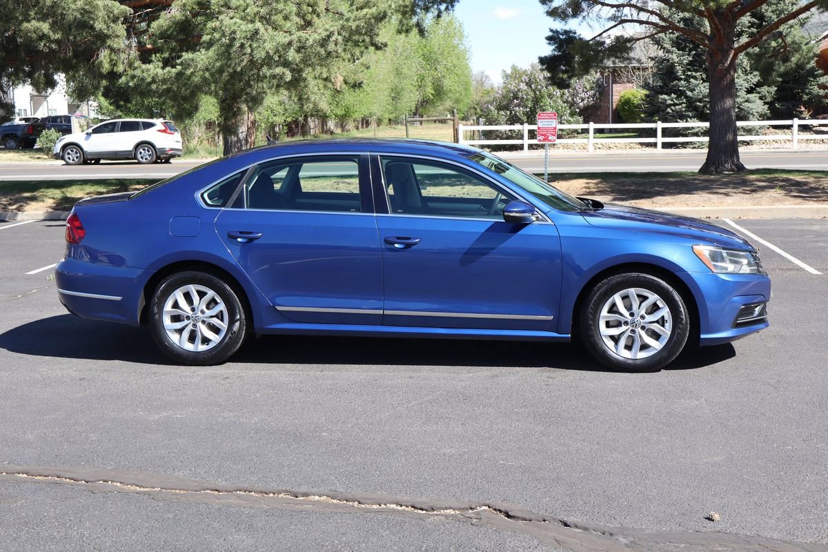 Used 2017 Volkswagen Passat 1.8T S FWD image 3