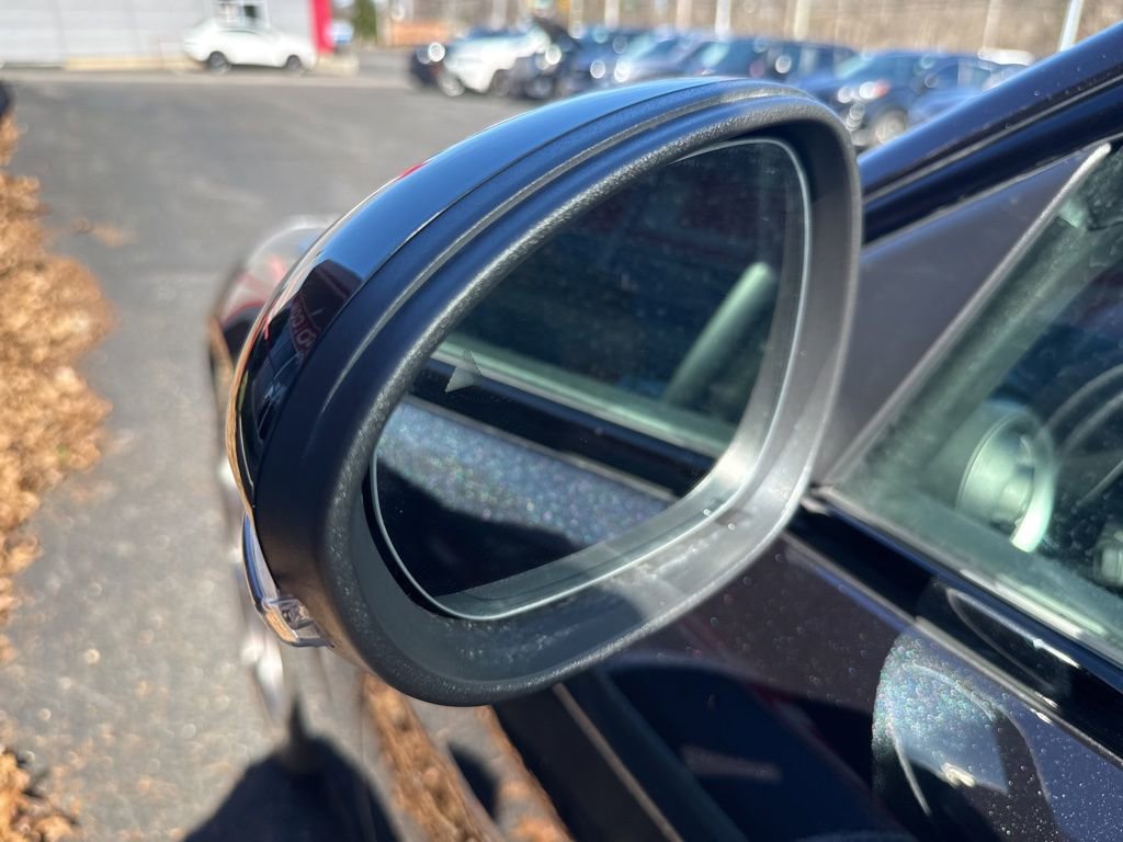 Used 2024 Alfa Romeo Giulia Quadrifoglio w/ Active Assist Plus Package image 17