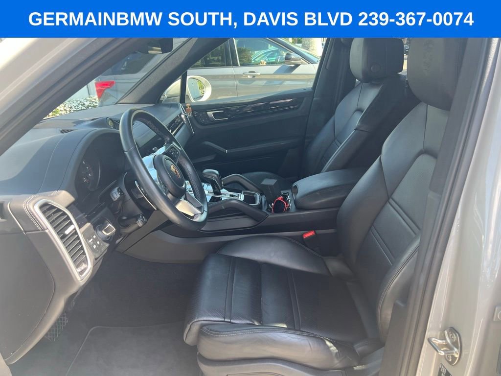 Used 2023 Porsche Cayenne AWD/4WD image 20