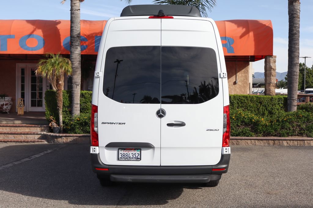 Used 2019 Mercedes-Benz Sprinter 2500 image 7