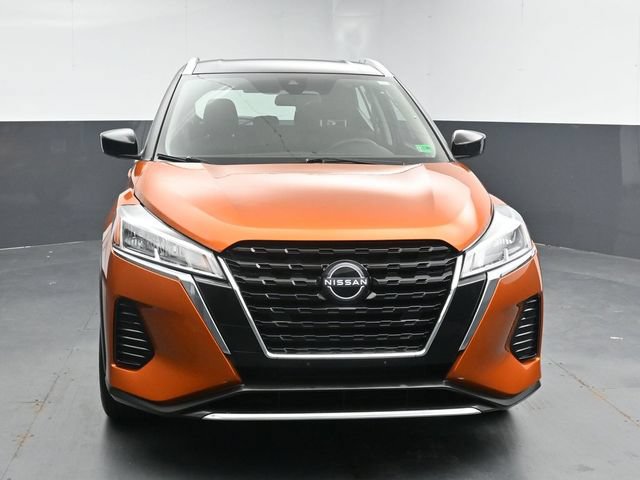 Used 2024 Nissan Kicks SV FWD image 3
