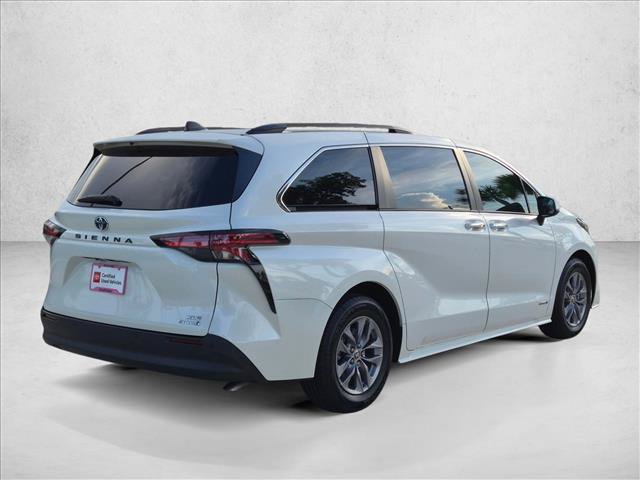 Certified 2021 Toyota Sienna XLE w/ XLE Plus Package FWD image 5