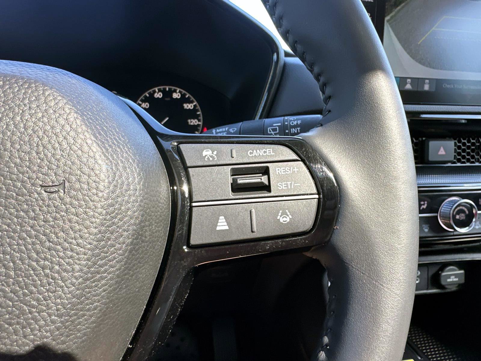 Used 2024 Honda CR-V EX-L image 31