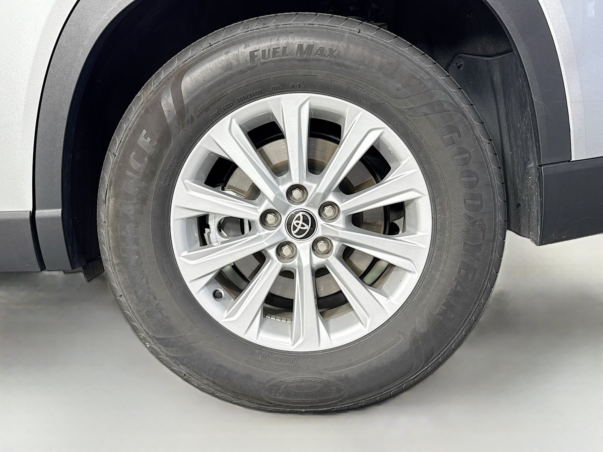 Certified 2025 Toyota Grand Highlander AWD image 32