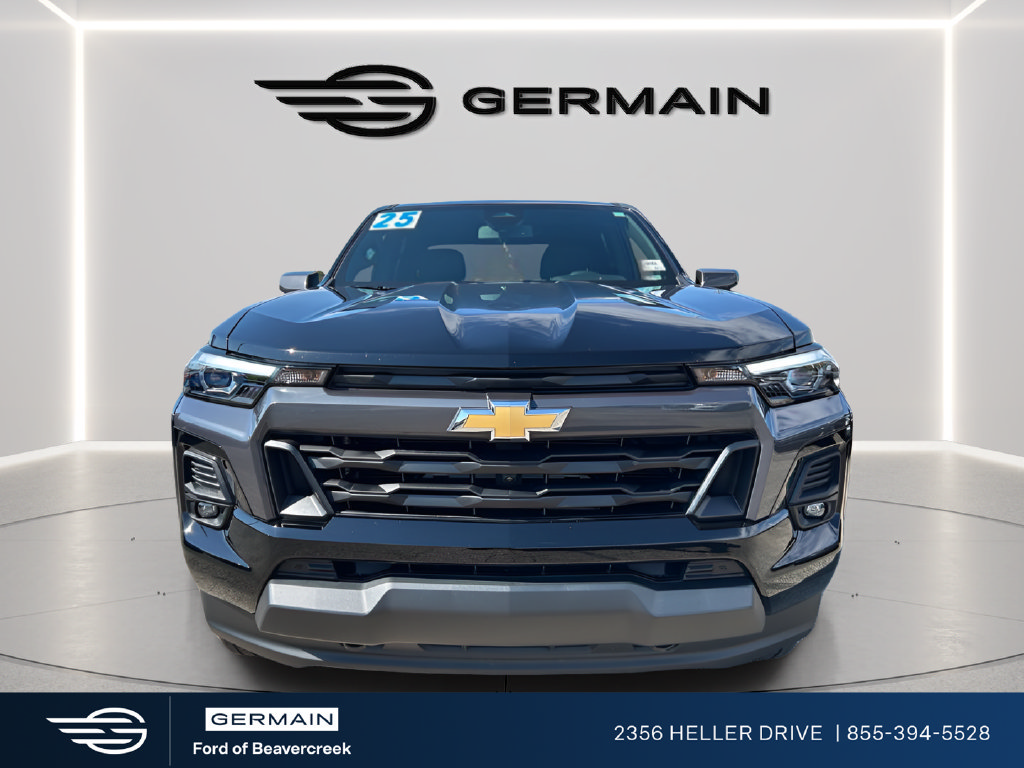 Used 2025 Chevrolet Colorado LT w/ LT Convenience Package AWD/4WD image 3
