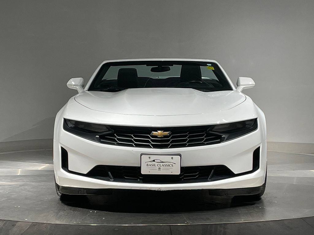 Used 2019 Chevrolet Camaro LT RWD image 3