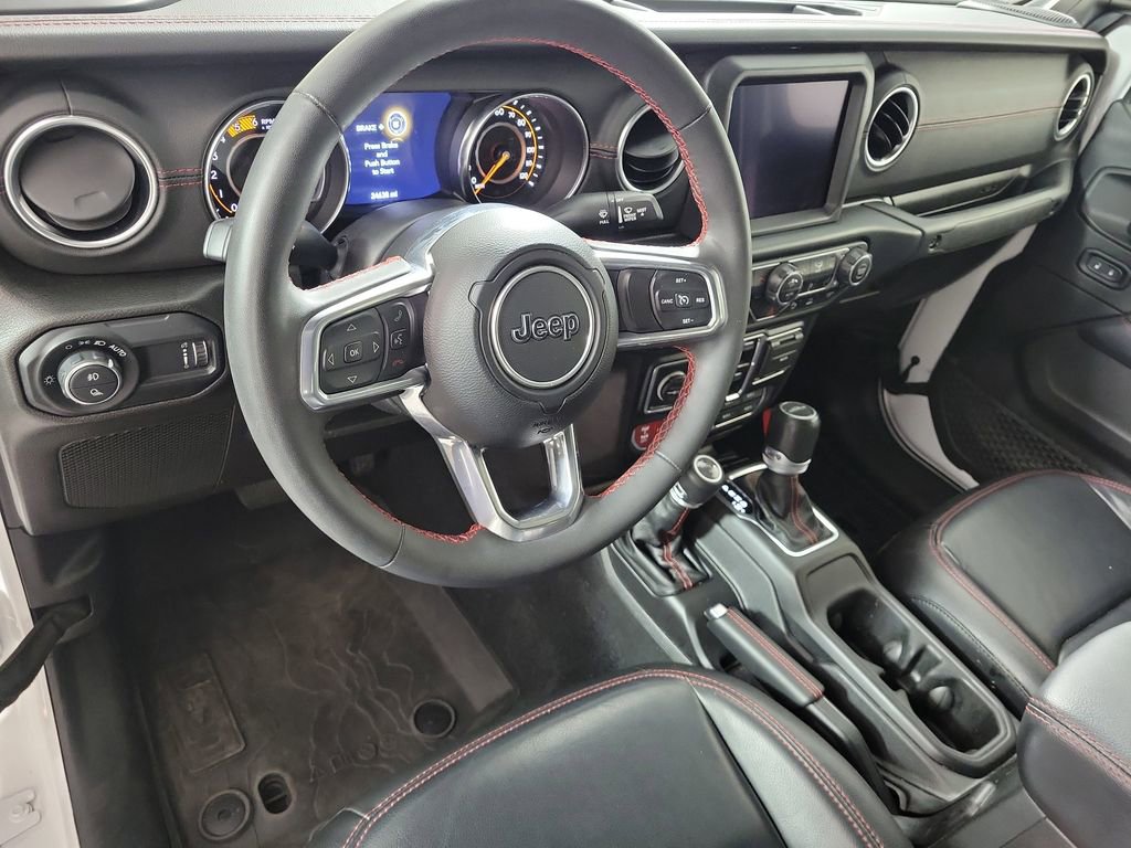 Used 2023 Jeep Gladiator Rubicon AWD/4WD image 11