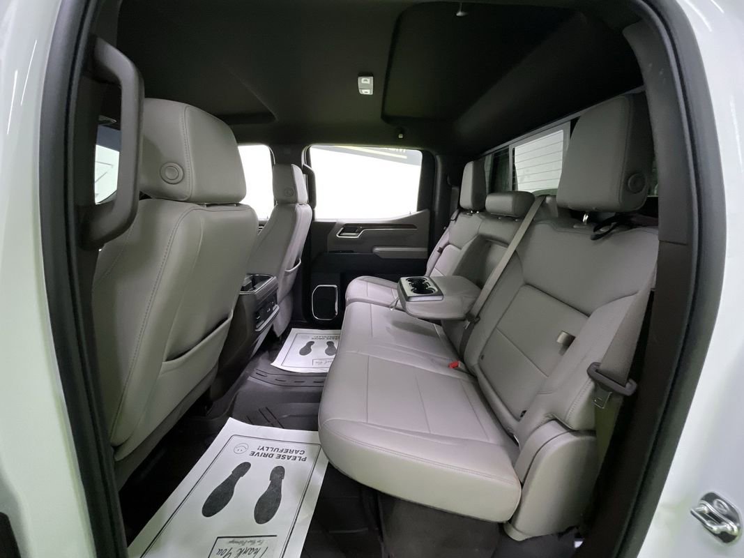 Used 2025 Chevrolet Silverado 1500 LT w/ Safety Package image 27